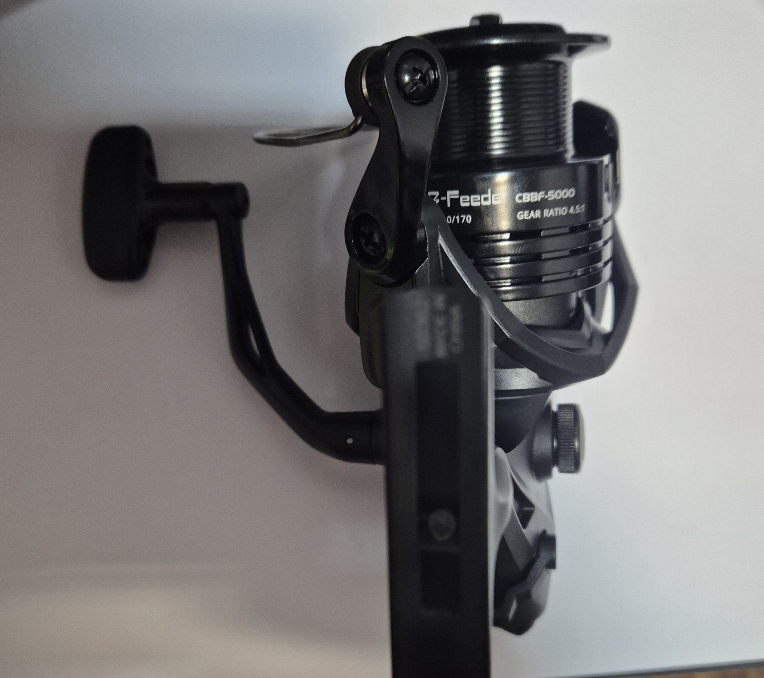 Kołowrotek CARBONITE B-FEEDER 5000 - Okuma (wolny bieg)