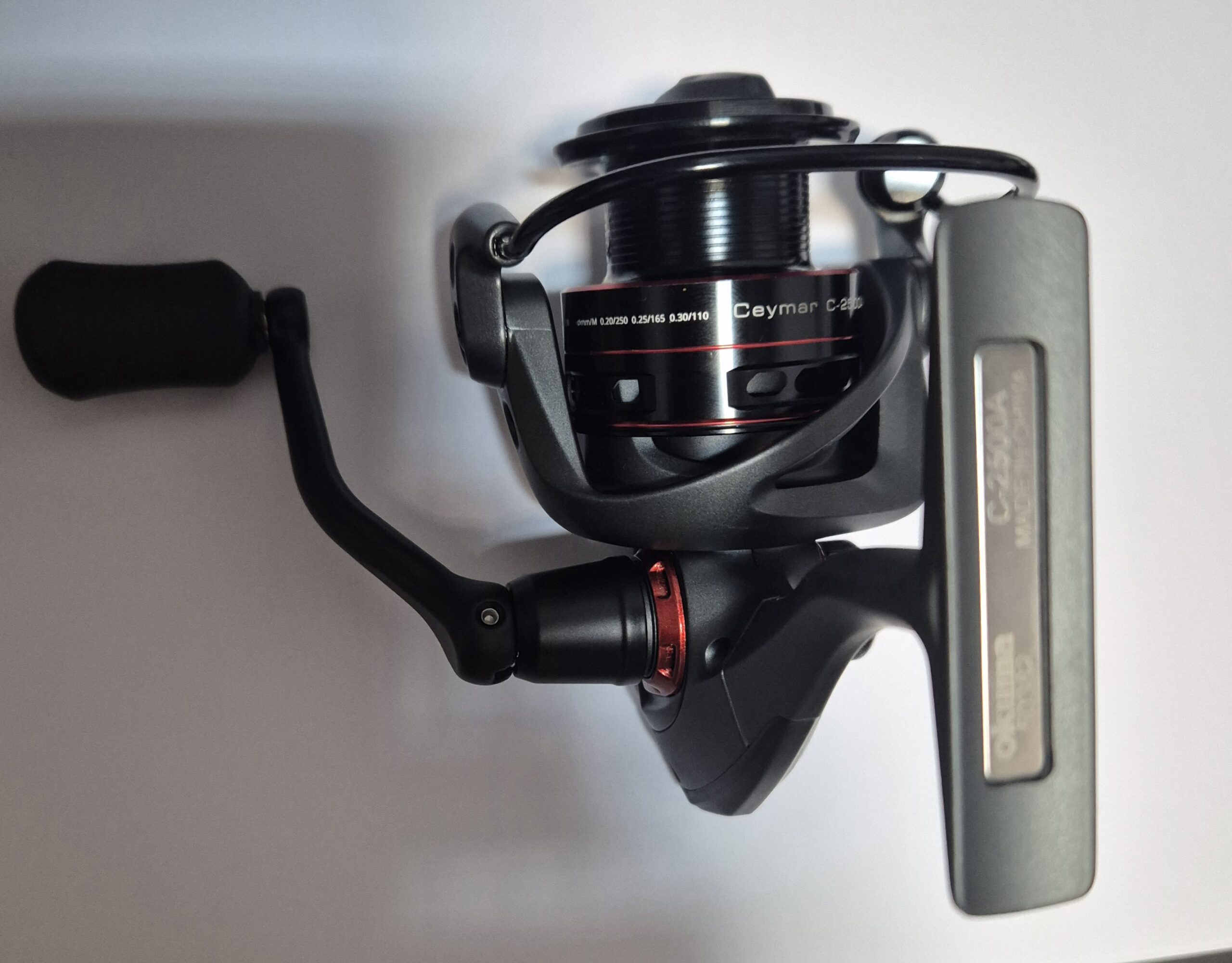 Kołowrotek CEYMAR A 2500 - Okuma